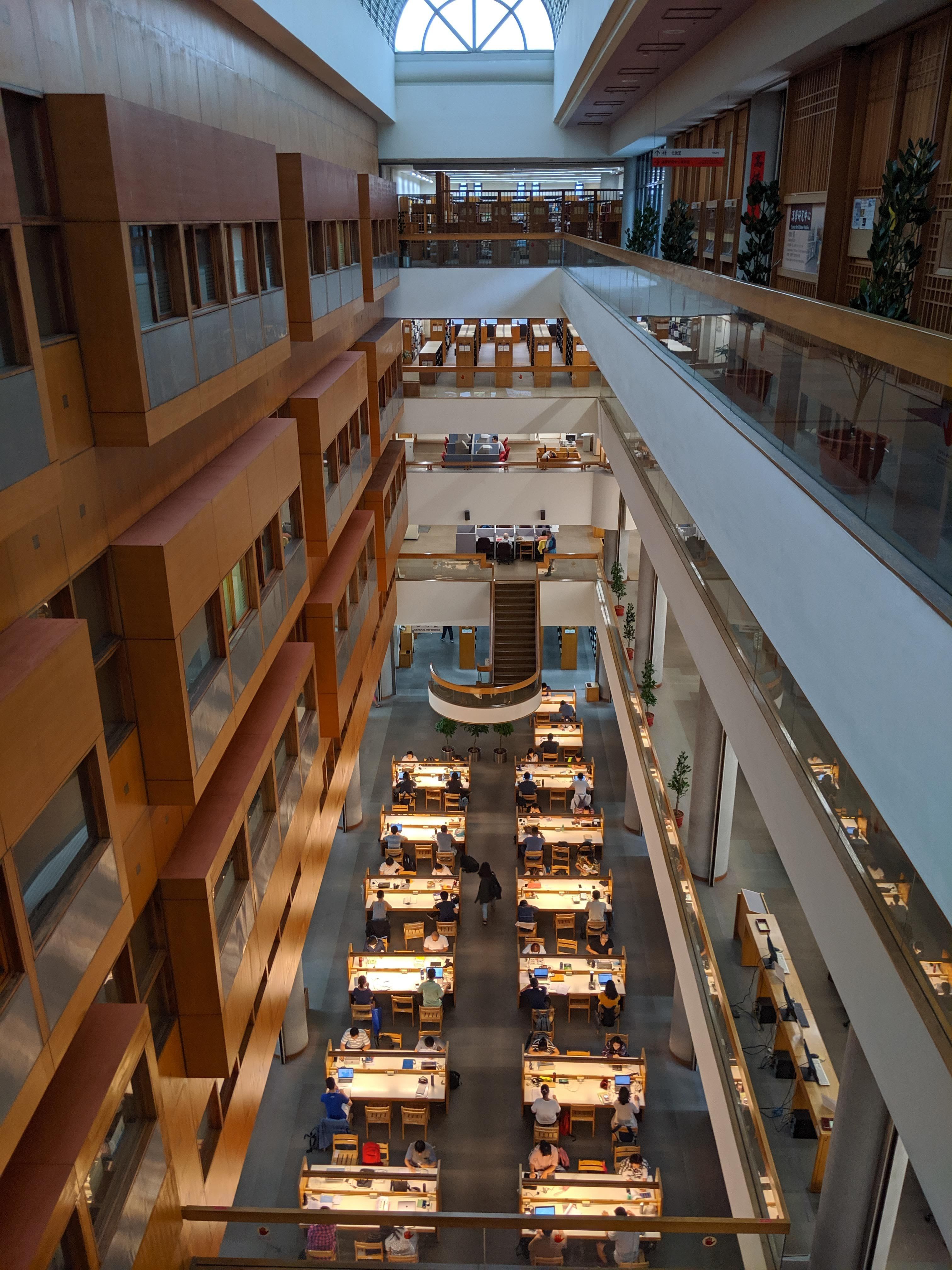 Photo of the interior of Taiwan National Library.
